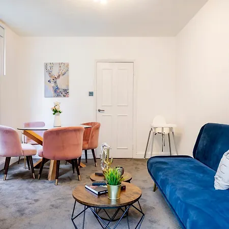 Beautiful Garden Flat Near Chelsea Appartement Londen Buitenkant foto