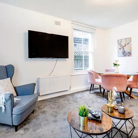 Beautiful Garden Flat Near Chelsea Appartement Londen Buitenkant foto