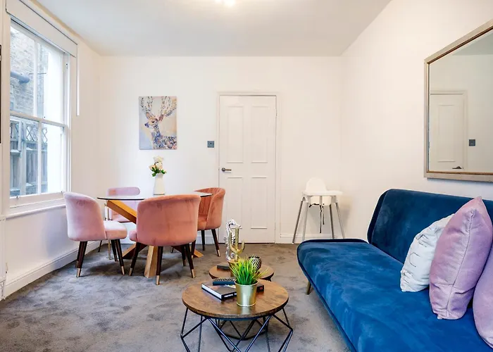 Beautiful Garden Flat Near Chelsea
